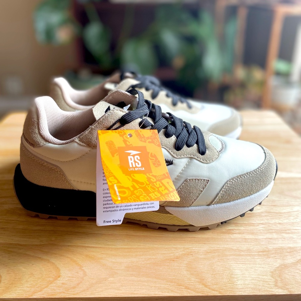 RS Performance White, Beige and Black Sneakers - Picture 3 of 6
